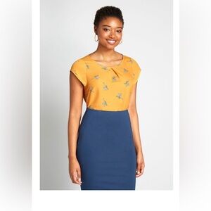 Modcloth Mustard Yellow Bee Print Cap Sleeve Blouse
